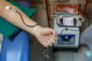 Solicitan urgente donantes de sangre ante escasez