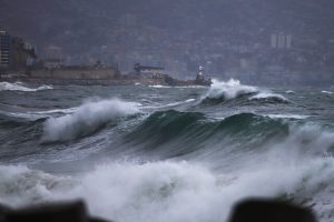 Emiten aviso de marejadas para las costas del país