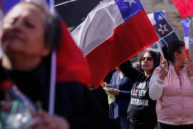 Feriantes se manifestaron contra propuesta de cambios a su régimen tributario - Está Pasando