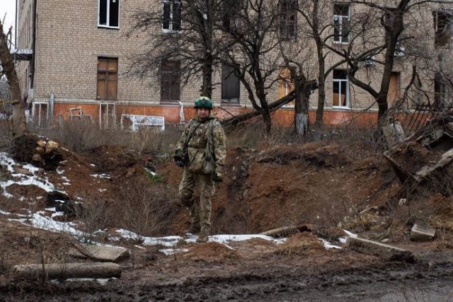 Rusia toma ciudad en Donetsk y asedia Vuhledar