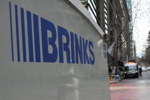 Reformalizan a padre e hijo involucrados en robo a Brinks