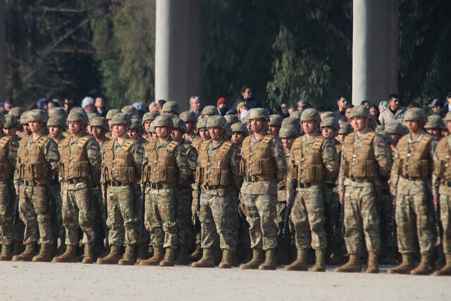 El Ejército informó este miércoles en la tarde sobre la caída de un soldado de la tropa profesional del Regimiento Logístico N°6 Pisagua, ubicado en Arica.