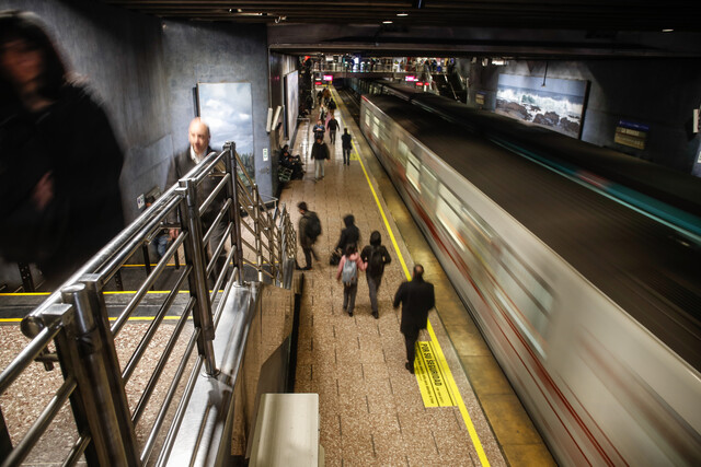 Metro contra el comercio ambulante