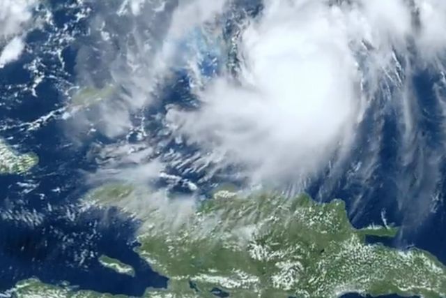 Tormenta tropical Oscar se dirige a Bahamas tras azotar Cuba