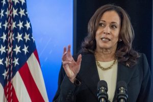 Kamala Harris: Trump "degrada" la presidencia de EEUU