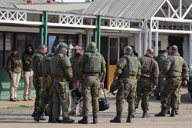 armas Carabineros