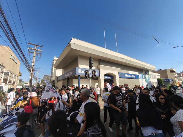 Vergüenza: hinchas de Colo Colo suspenden Teletón en Copiapó