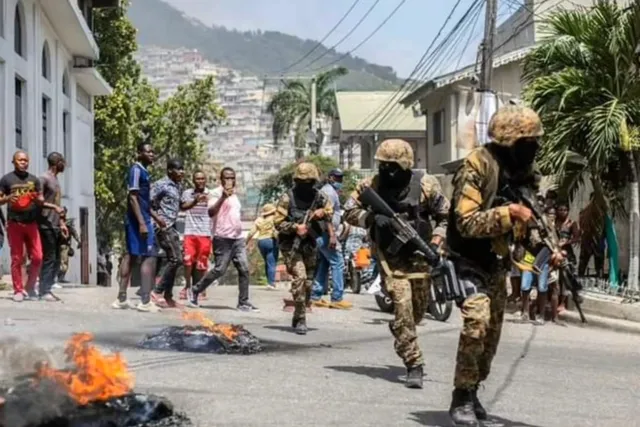 Policía haitiana