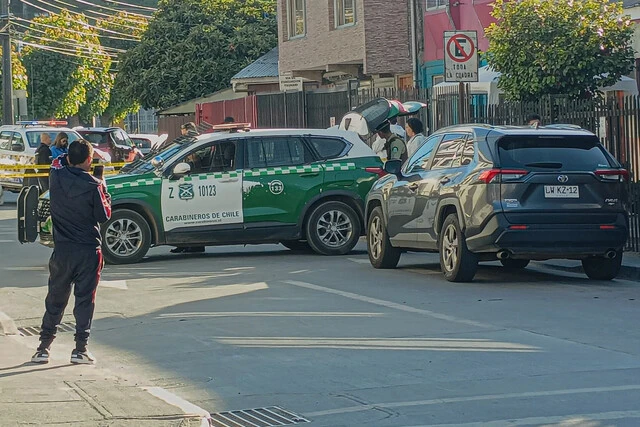 Balacera en feria navideña deja dos heridos en Pudahuel