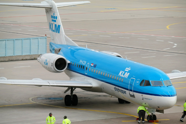 avión emergencia olor