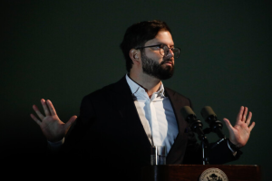 Cadem aprobación Monsalve