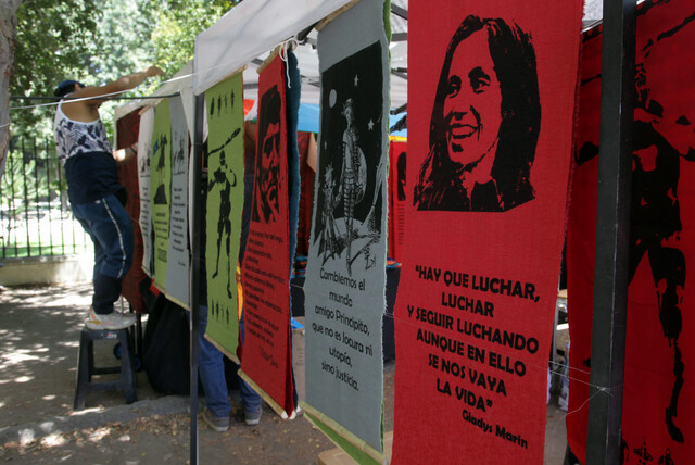 Fiesta abrazos desbordes