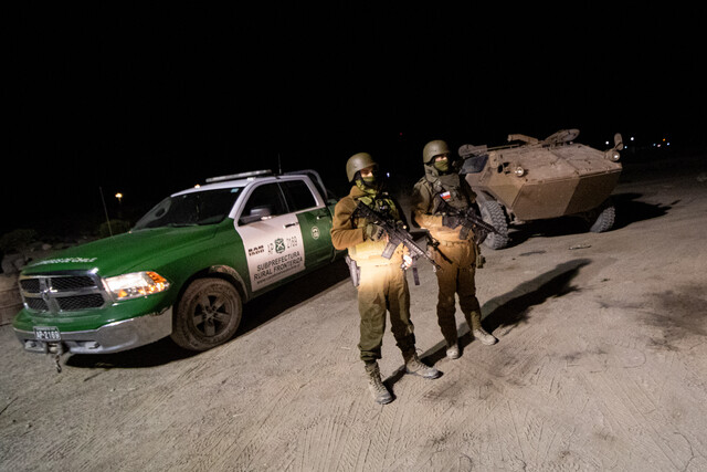 Expulsados militares bolivianos detenidos en Colchane