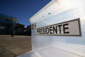 indecisos