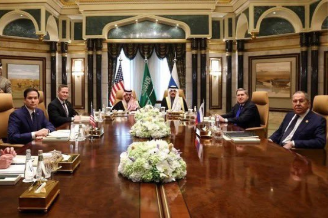 Estados Unidos, Rusia, Ucrania