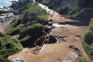 socavón Camino Internacional