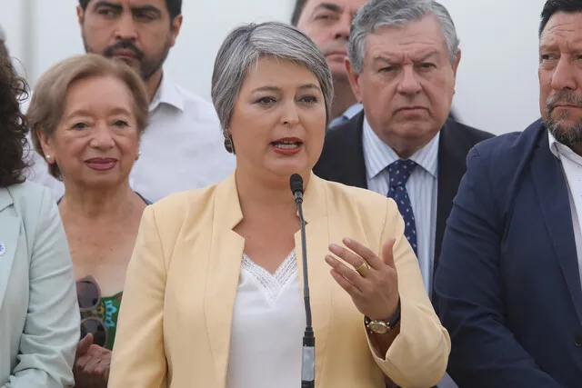 Ministra Jara