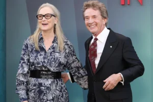 Streep Short