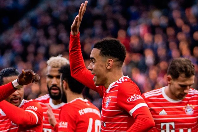 Bayern Múnich a un punto de la liga alemana