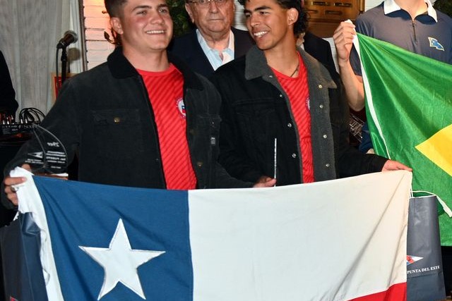 Juventud en el podio