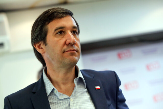 UDI pide al Banco Central informar impacto del error en tarifas eléctricas