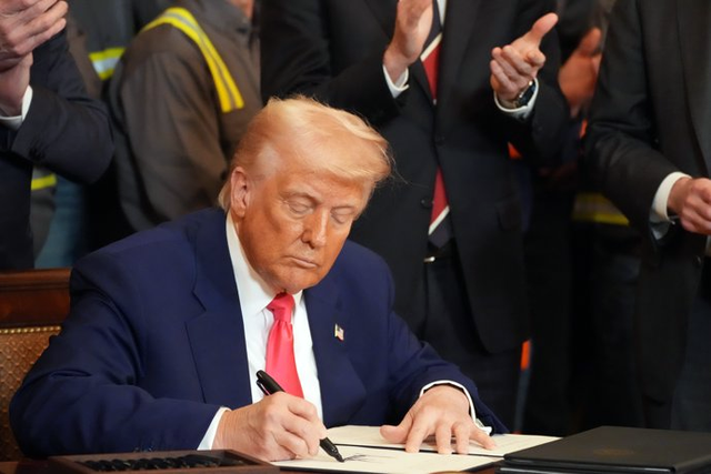 Trump embajadas