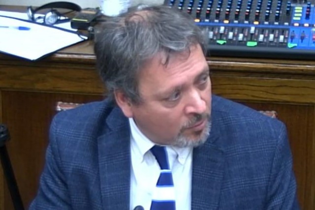 Subsecretario de Pesca y Agricultura, Julio Salas.