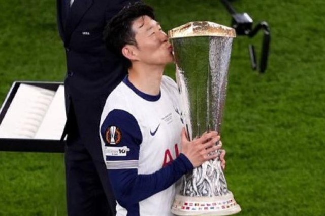 Tottenham rompe sequía de 41 años sin títulos internacionales