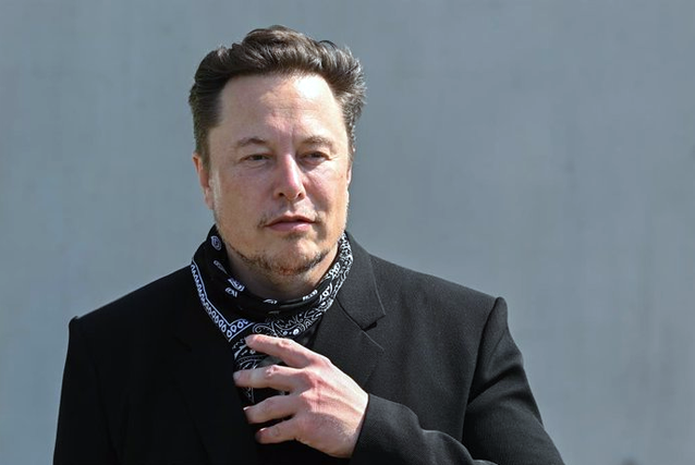 Musk renuncia