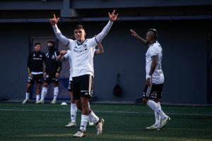Damián Pizarro vuelve a entrenar a Macul. (Foto: Agencia Uno)