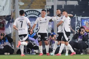 Colo Colo busca afiatarse en el torneo nacional