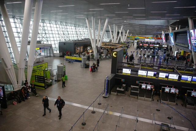 bomba Aeropuerto Santiago