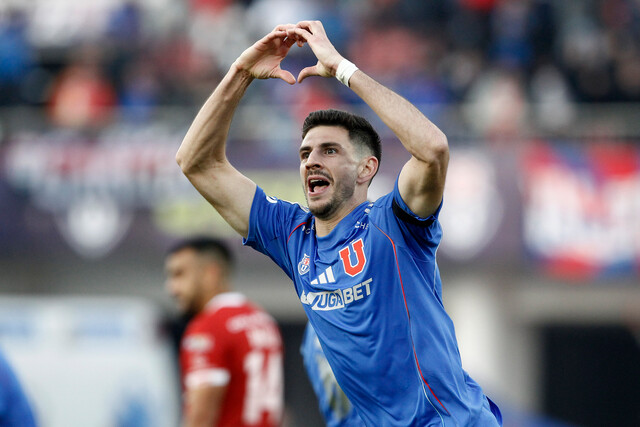 Lucas Di Yorio luego de anotar el gol de la igualdad. (Foto: Agencia Uno)