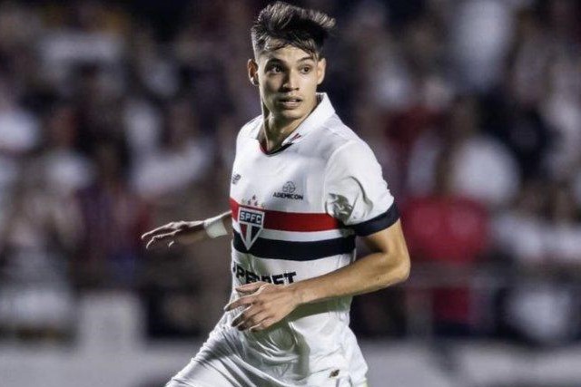 Bobadilla podría ser formalizado por comentario xenofóbico