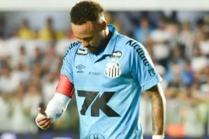 Neymar se conmueve tras la derrota 6-0 de Santos ante Vasco da Gama, mostrando la profunda crisis del club.
