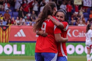 Triunfazo de La Roja femenina en España