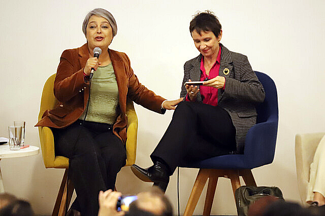 Reencuentro clave entre Jeannette Jara y exfiguras de la Concertación