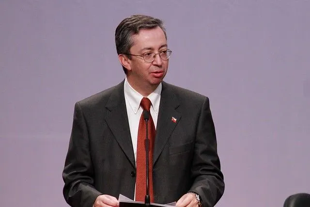 Tomás Flores