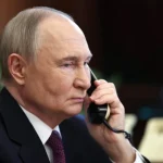 Rusia evacúa a familiares de diplomáticos desde Venezuela