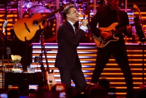 cantante Luis Miguel