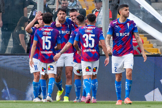 Claro Arena este sábado vivirá su primer partido oficial con solo hinchas cruzados en las tribunas. (Foto: Agencia UNO)