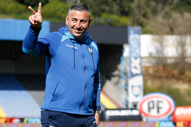 Jaime García celebra la apertura de la cuenta en La Portada, en un triunfo clave que acerca a Huachipato a la Copa Sudamericana. (Foto: Agencia UNO)