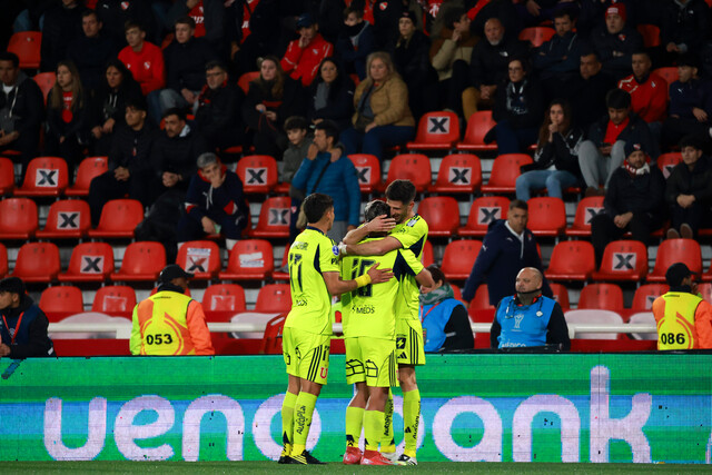 Lucas Assadi celebra uno de sus goles con la U, en una temporada donde la confianza y el trabajo mental marcaron su consolidación. (Foto: archivo de Agencia Uno)