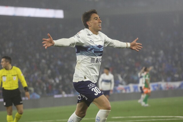 La UC mantiene su invicto en el Claro Arena. (Foto: Agencia Uno)