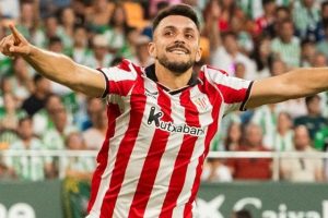 Paredes celebra su tanto ante el Betis.