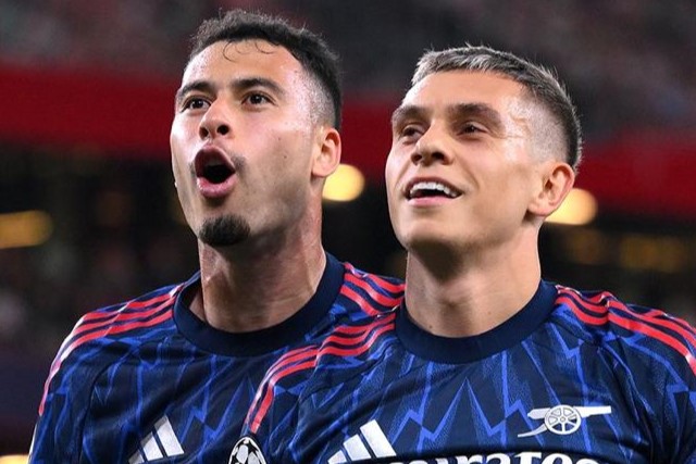 Martinelli celebra el gol que abrió el camino del triunfo para Arsenal en San Mamés