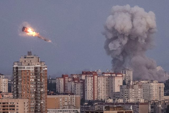 Ataque de Rusia a sede de gobierno de Ucrania