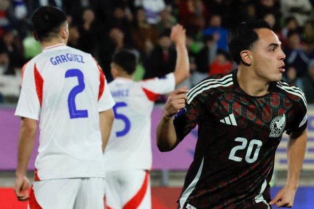 Jugadores de Chile Sub 20 se lamentan tras la goleada ante México en Valparaíso, que marcó su adiós al Mundial en casa.