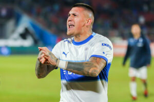 Nicolás Castillo durante su etapa en Universidad Católica. (Foto: Agencia Uno)
