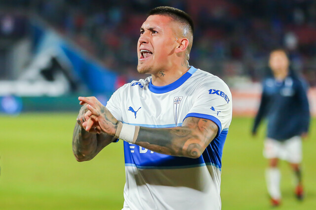 Nicolás Castillo durante su etapa en Universidad Católica. (Foto: Agencia Uno)